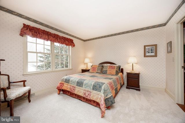 21 LEXINGTON MNR, Glenmoore, PA 19343