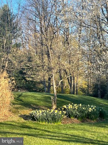 21 LEXINGTON MNR, Glenmoore, PA 19343