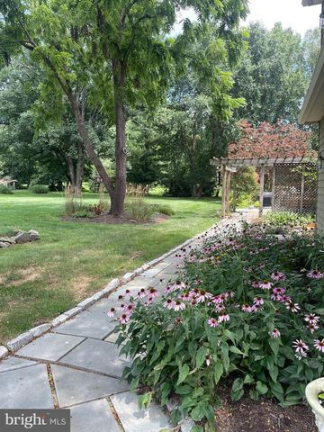 21 LEXINGTON MNR, Glenmoore, PA 19343