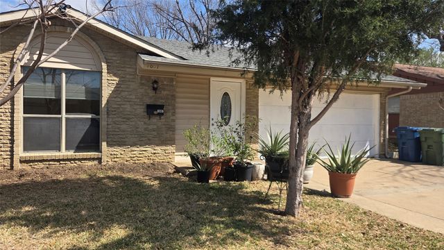 1807 Redbud Circle, Carrollton, TX 75006