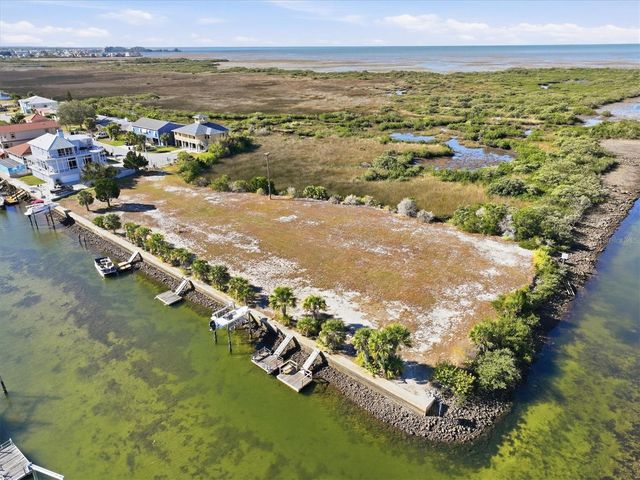 7034 SOUTHWIND DRIVE, Hudson, FL 34667