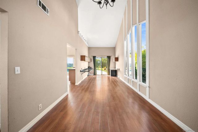 2518 Unicornio, Carlsbad, CA 92009