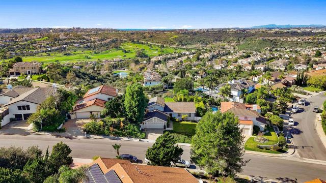 2518 Unicornio, Carlsbad, CA 92009