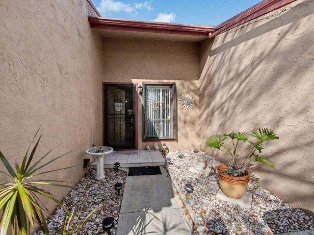 20 Walcott Drive, Boynton Beach, FL 33426