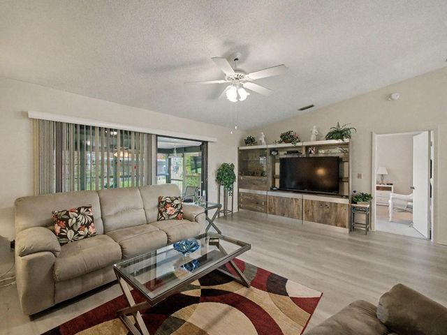 20 Walcott Drive, Boynton Beach, FL 33426