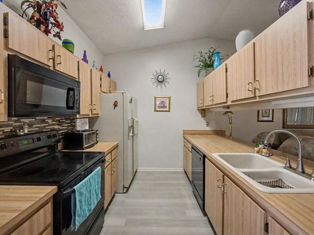 20 Walcott Drive, Boynton Beach, FL 33426