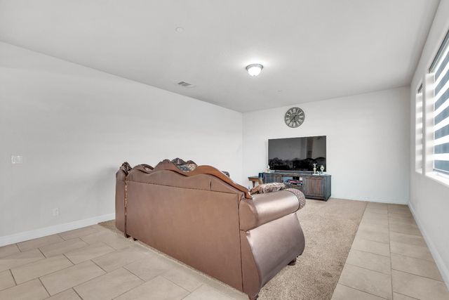 6466 W Richert Avenue, Fresno, CA 93723