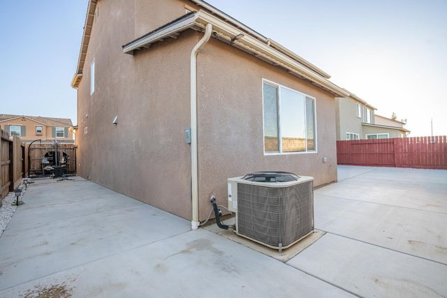 6466 W Richert Avenue, Fresno, CA 93723