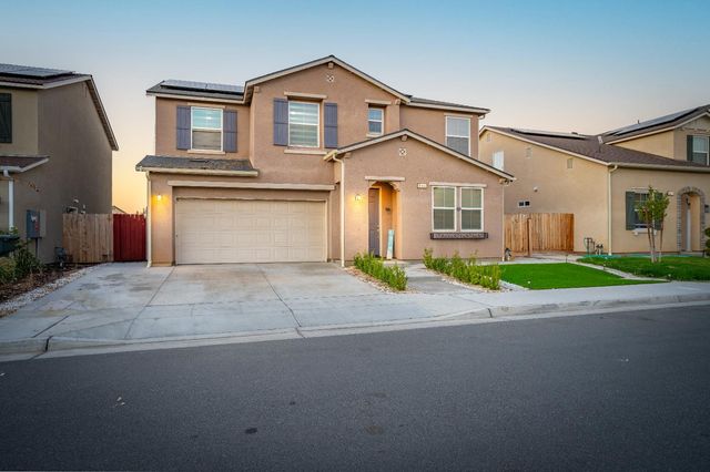 6466 W Richert Avenue, Fresno, CA 93723