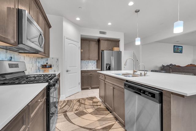 6466 W Richert Avenue, Fresno, CA 93723