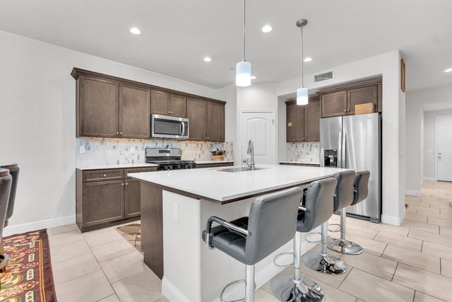 6466 W Richert Avenue, Fresno, CA 93723