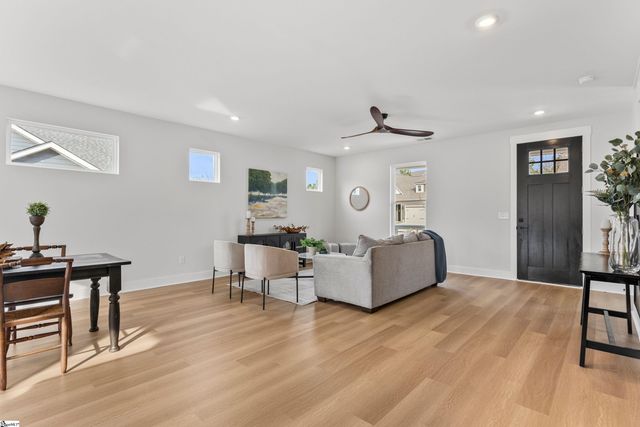 321 Serendipity Lane, Spartanburg, SC 29301