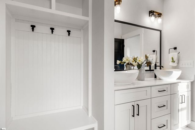 321 Serendipity Lane, Spartanburg, SC 29301