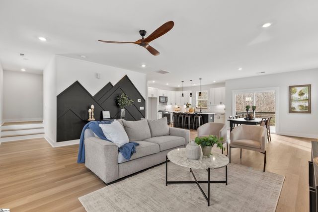 321 Serendipity Lane, Spartanburg, SC 29301