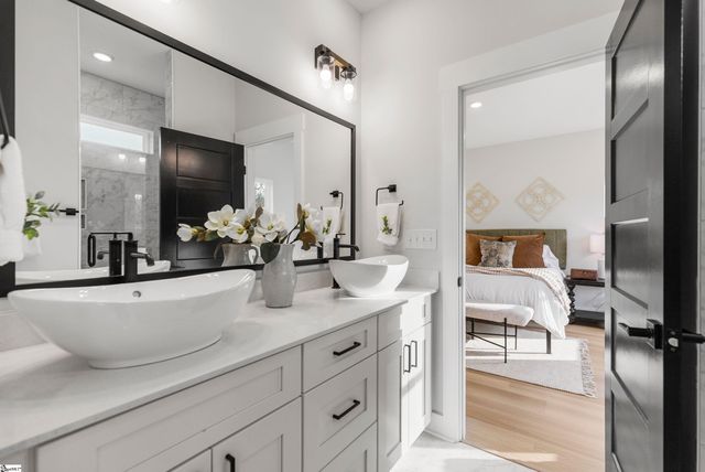 321 Serendipity Lane, Spartanburg, SC 29301