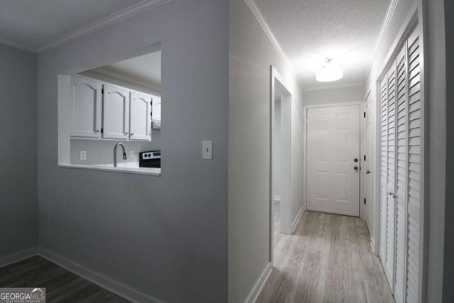 2505 W Broad Street 212, Athens, GA 30606