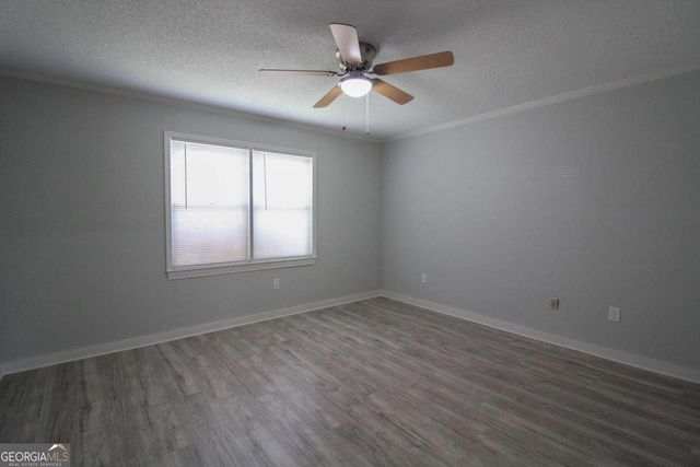 2505 W Broad Street 212, Athens, GA 30606