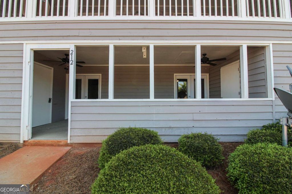 2505 W Broad Street 212, Athens, GA 30606