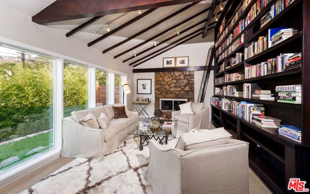 3401 Camino De La Cumbre, Sherman Oaks, CA 91423