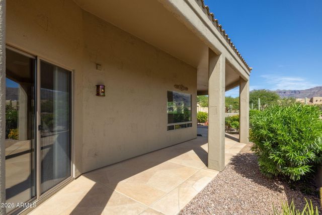 9987 E Fools Gold Place, Gold Canyon, AZ 85118