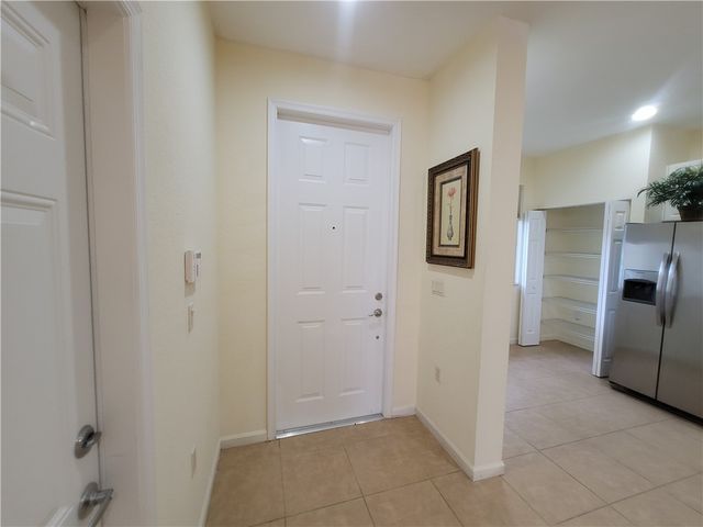 2582 Langrove Lane SW, Vero Beach, FL 32962