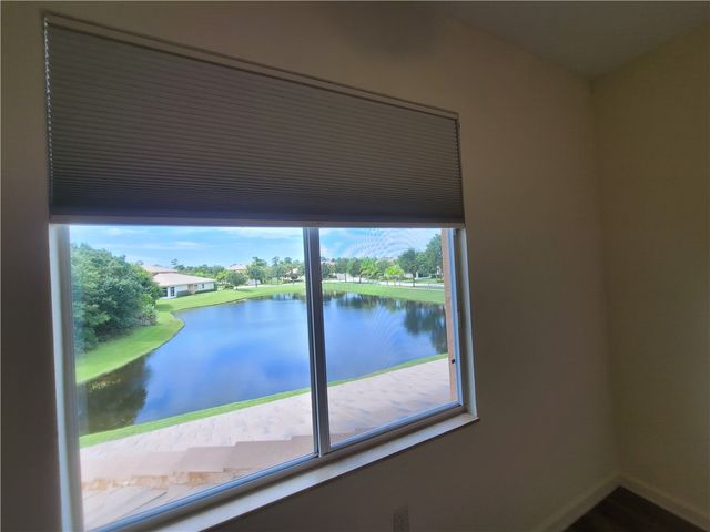 2582 Langrove Lane SW, Vero Beach, FL 32962