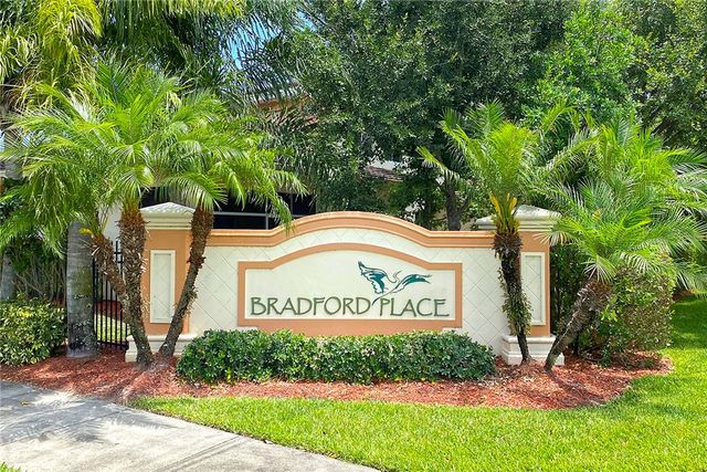 2582 Langrove Lane SW, Vero Beach, FL 32962