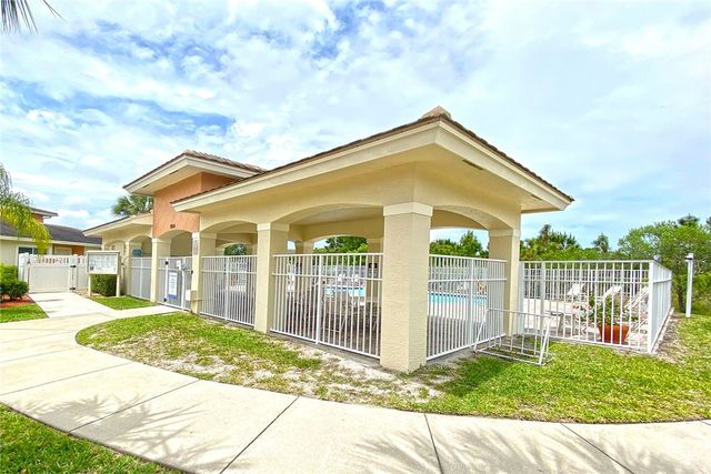 2582 Langrove Lane SW, Vero Beach, FL 32962