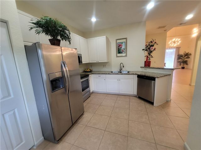 2582 Langrove Lane SW, Vero Beach, FL 32962