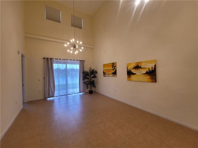 2582 Langrove Lane SW, Vero Beach, FL 32962