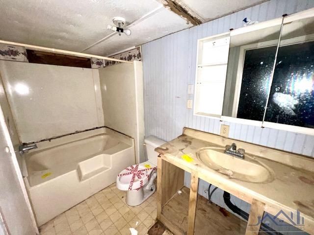 204 Floral St., Gray, LA 70359