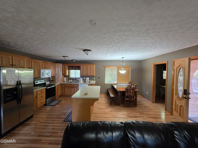 1425 Nicoha Boulevard, Sevierville, TN 37876