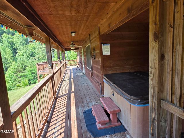 1425 Nicoha Boulevard, Sevierville, TN 37876