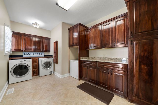 2635 Lock B Rd, N, Clarksville, TN 37043