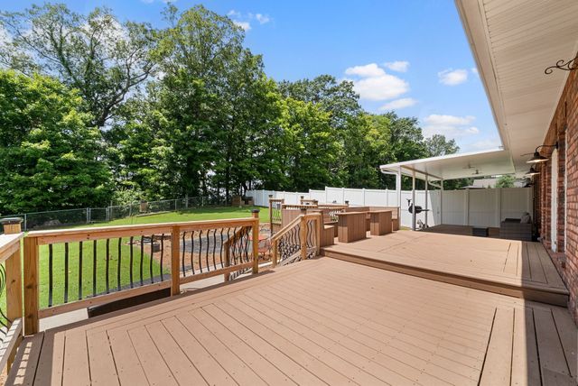 2635 Lock B Rd, N, Clarksville, TN 37043