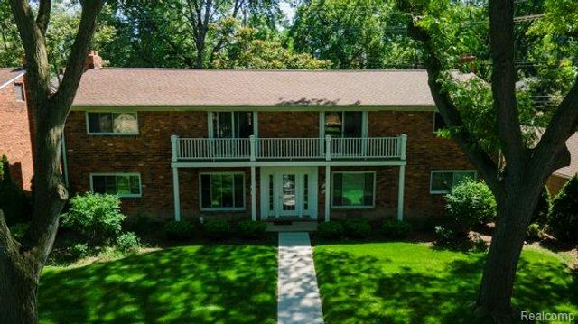 516 NEFF Lane Lane, Grosse Pointe, MI 48230