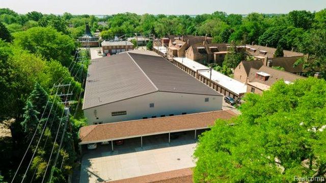 516 NEFF Lane Lane, Grosse Pointe, MI 48230