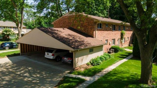 516 NEFF Lane Lane, Grosse Pointe, MI 48230