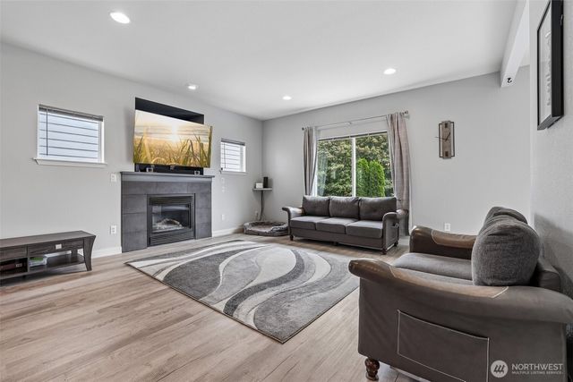 29530 63rd Court St S, Auburn, WA 98001