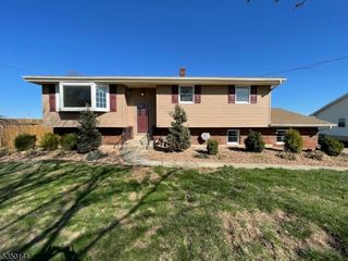 21 Stewartsville Road, Franklin Twp., NJ 08886