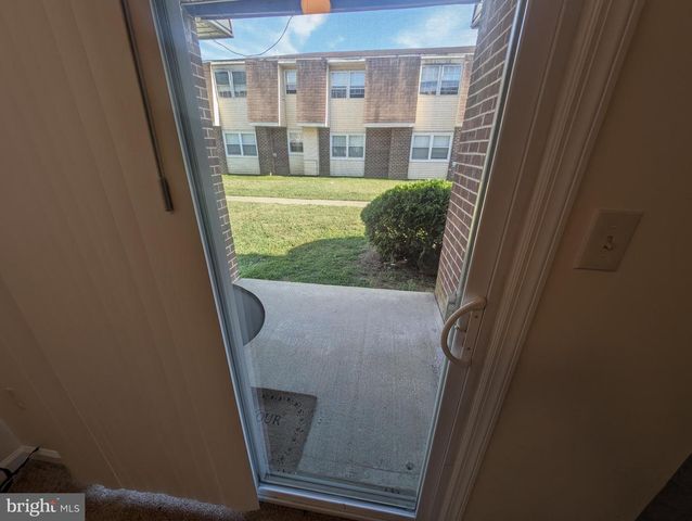 12-4 FLORENCE TOLLGATE, Florence, NJ 08518