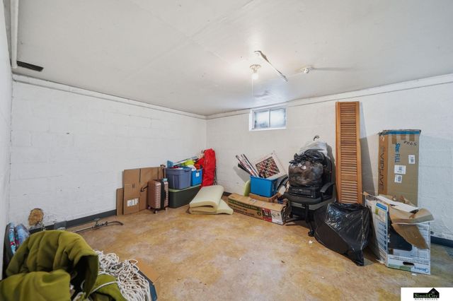 6128 Ballard Avenue, Lincoln, NE 68507