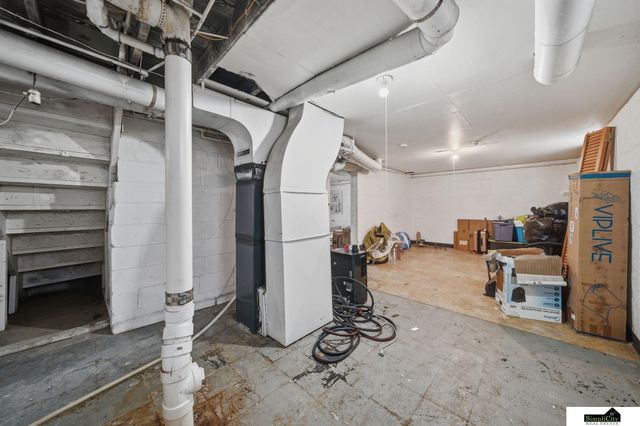 6128 Ballard Avenue, Lincoln, NE 68507