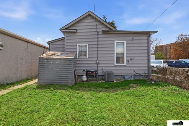 6128 Ballard Avenue, Lincoln, NE 68507