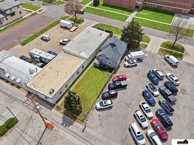 6128 Ballard Avenue, Lincoln, NE 68507