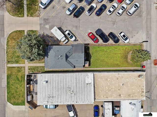 6128 Ballard Avenue, Lincoln, NE 68507