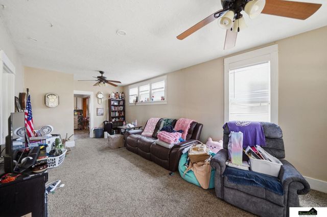 6128 Ballard Avenue, Lincoln, NE 68507
