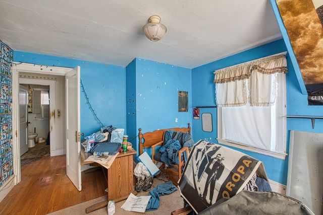 3 Crescent Rd, Needham, MA 02494