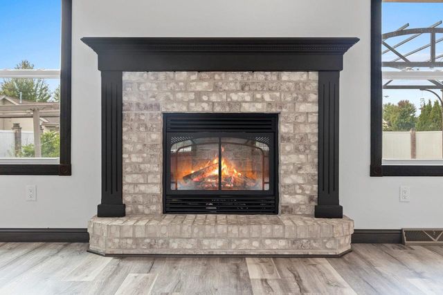 399 WATERVIEW ROAD, De Pere, WI 54115