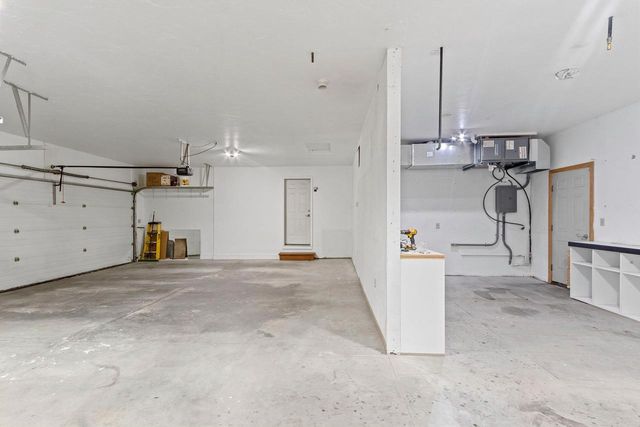 399 WATERVIEW ROAD, De Pere, WI 54115